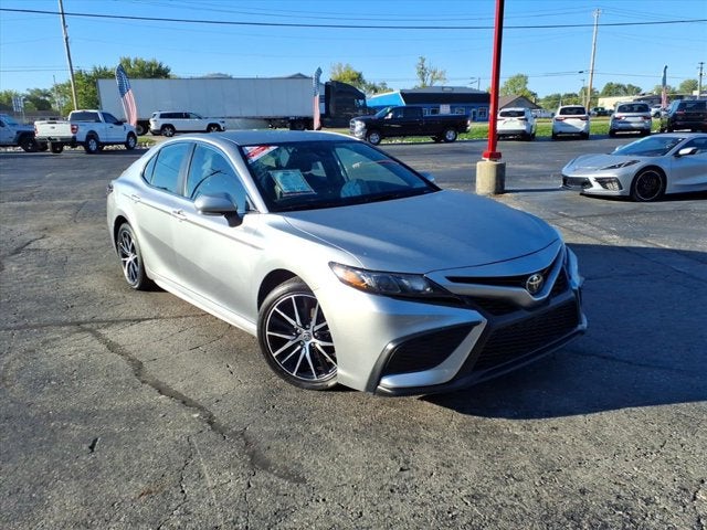 2023 Toyota Camry SE Nightshade