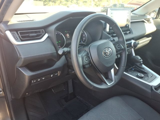 2020 Toyota RAV4 Hybrid XLE