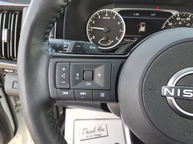 2023 Nissan Pathfinder SL