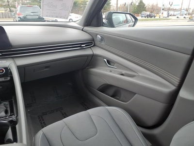 2023 Hyundai Elantra SEL