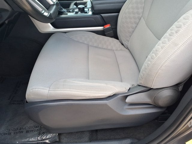 2023 Toyota Tundra 4WD SR5