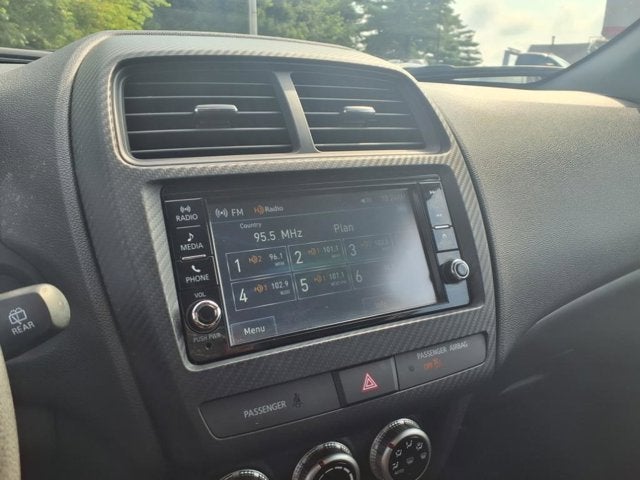 2024 Mitsubishi Outlander Sport ES