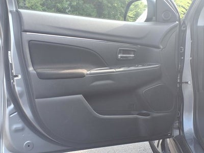 2024 Mitsubishi Outlander Sport ES