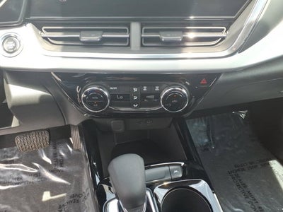 2025 Chevrolet Trax LT