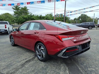 2024 Hyundai Elantra Limited