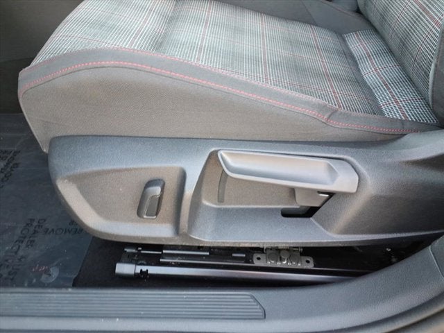 2024 Volkswagen Golf GTI S