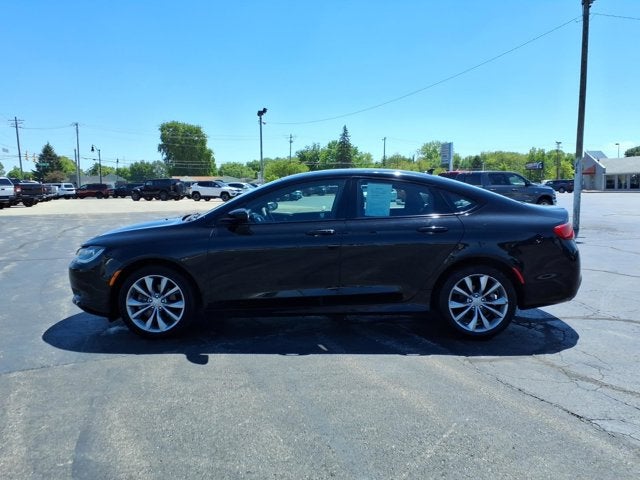 2015 Chrysler 200 S