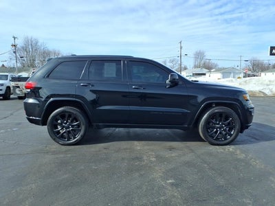 2017 Jeep Grand Cherokee Altitude