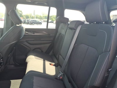 2027 Jeep Grand Cherokee Laredo X