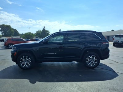 2027 Jeep Grand Cherokee Laredo X