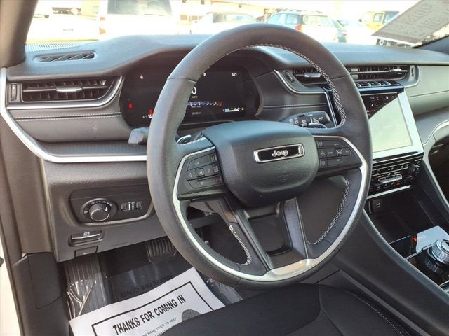 2024 Jeep Grand Cherokee Laredo X