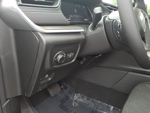 2027 Jeep Grand Cherokee Laredo Altitude