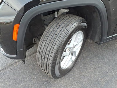 2024 Jeep Grand Cherokee L Laredo