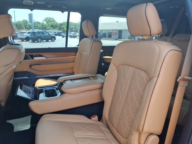 2025 Jeep Grand Wagoneer L Series III