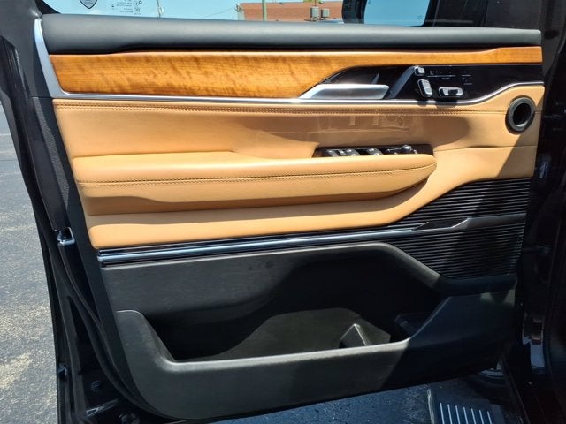 2025 Jeep Grand Wagoneer L Series III