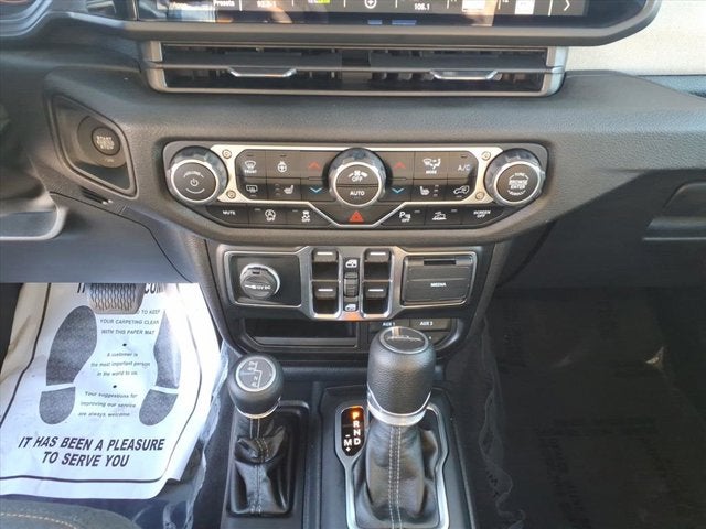 2024 Jeep Gladiator Sport S