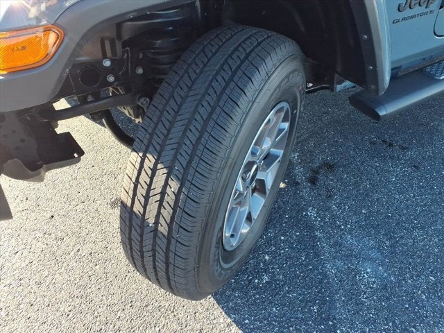 2024 Jeep Gladiator Sport S