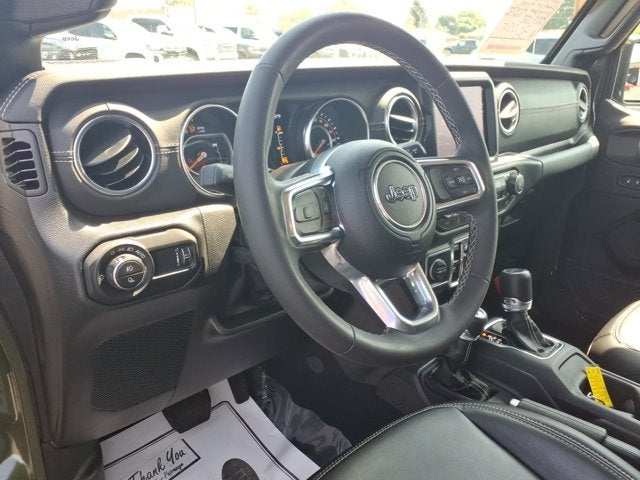 2023 Jeep Gladiator Overland