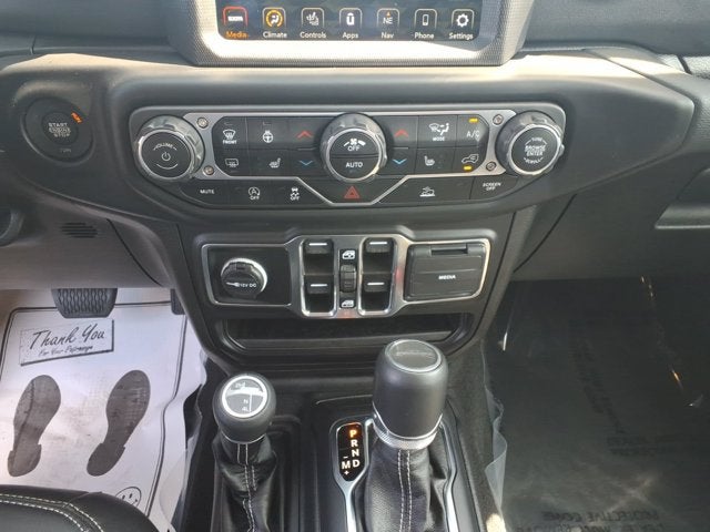 2023 Jeep Gladiator Overland