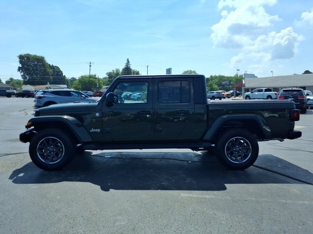 2023 Jeep Gladiator Overland
