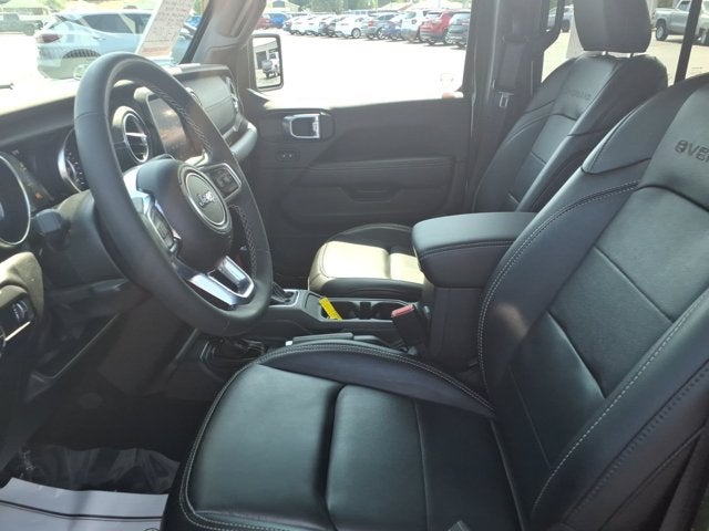 2023 Jeep Gladiator Overland