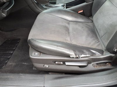 2011 Chevrolet Malibu LT w/2LT