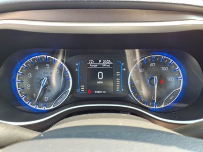 2017 Chrysler Pacifica Touring-L