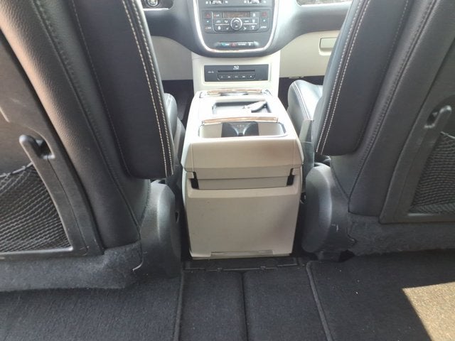 2015 Chrysler Town & Country Touring-L