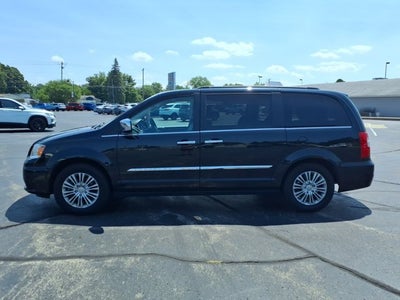 2015 Chrysler Town & Country Touring-L