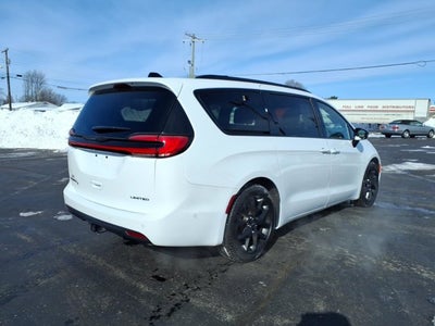 2025 Chrysler Pacifica Limited