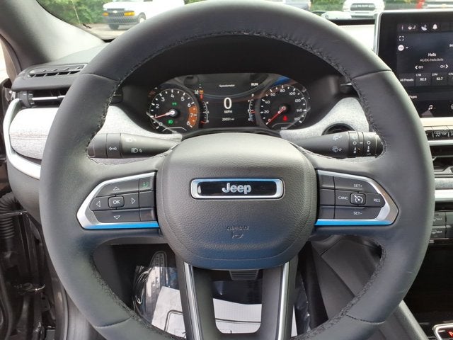 2023 Jeep Compass Latitude Lux