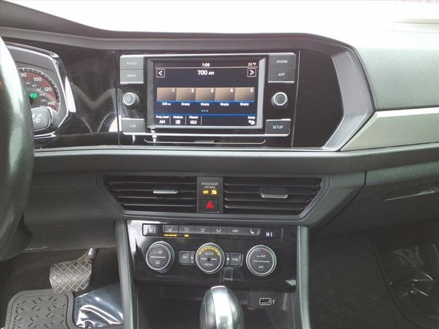 2019 Volkswagen Jetta Base