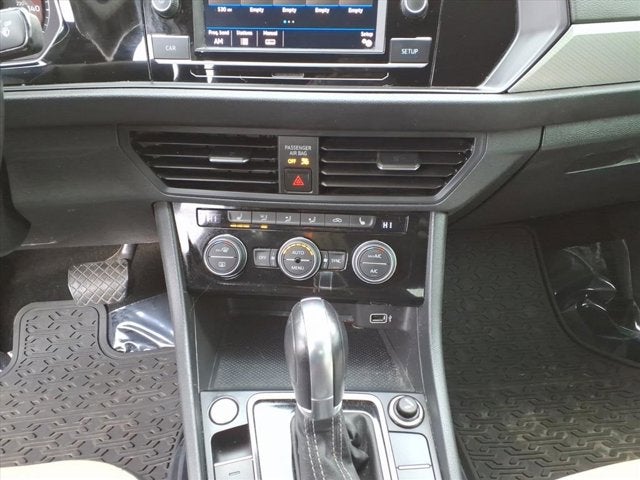 2019 Volkswagen Jetta Base