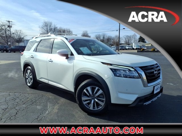 2023 Nissan Pathfinder SL