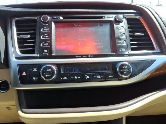 2018 Toyota Highlander Base