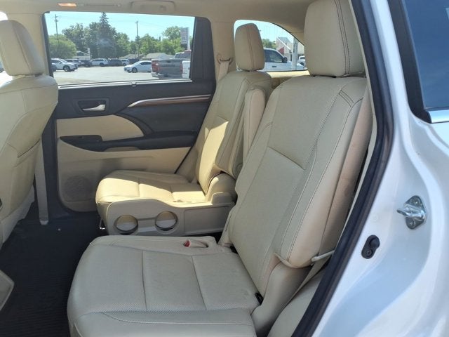 2018 Toyota Highlander Base
