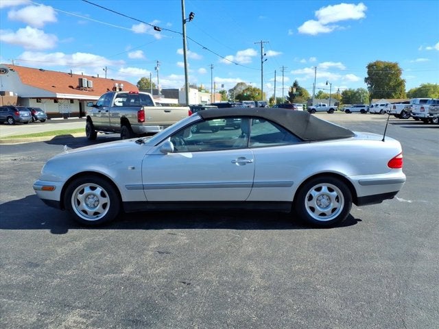 1999 Mercedes-Benz CLK-Class Base