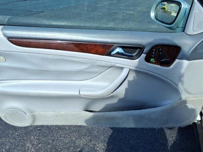 1999 Mercedes-Benz CLK-Class Base