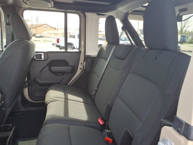 2022 Jeep Wrangler Unlimited Willys