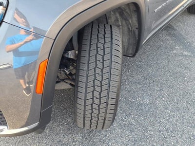 2023 Jeep Grand Cherokee L Laredo