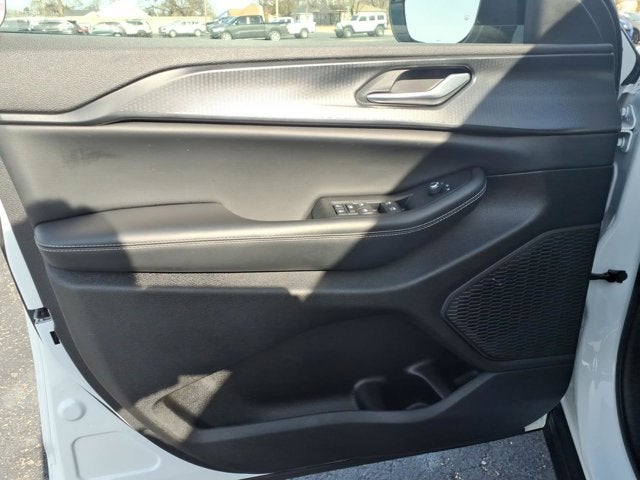 2023 Jeep Grand Cherokee L Altitude X