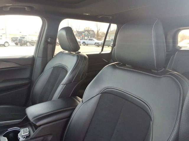 2023 Jeep Grand Cherokee L Altitude X