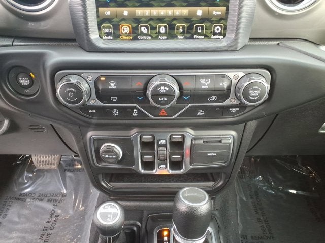 2023 Jeep Gladiator Overland