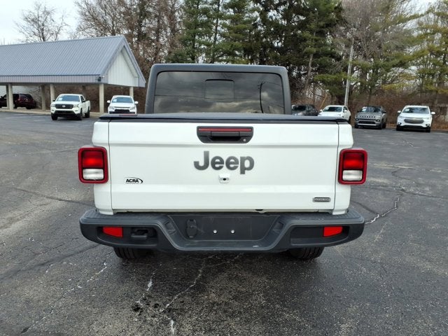 2023 Jeep Gladiator Overland