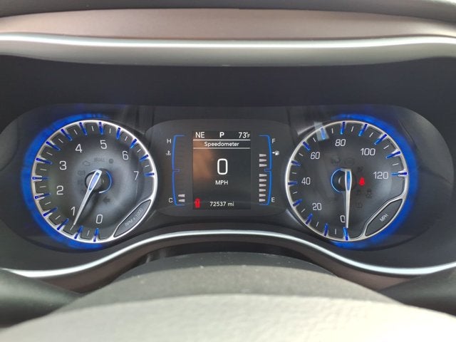 2023 Chrysler Voyager LX