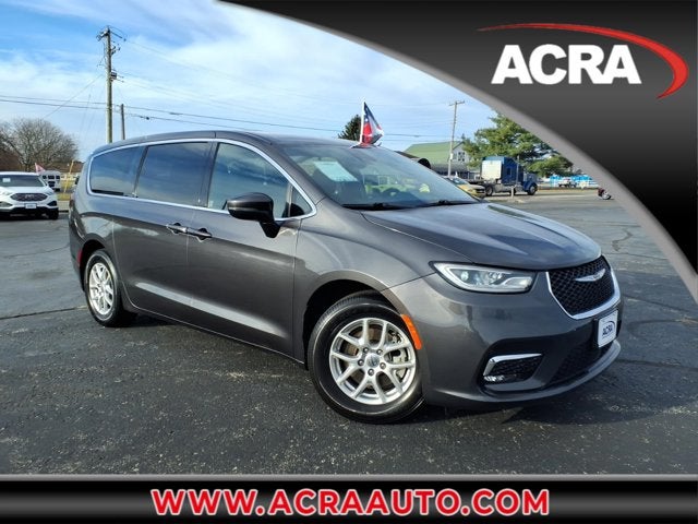 2023 Chrysler Pacifica Touring