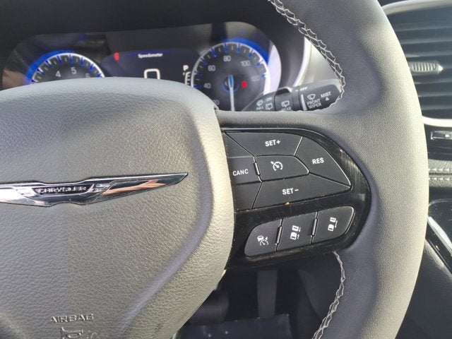 2023 Chrysler Pacifica Touring