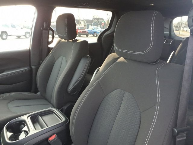 2023 Chrysler Pacifica Touring