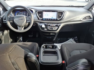 2023 Chrysler Pacifica Touring