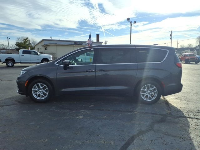 2023 Chrysler Pacifica Touring